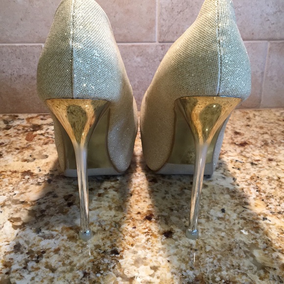 Bertinni Sparkly Gold Pumps - Picture 4 of 5